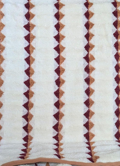 Bath Large Size, 485 GSM Quick Dry Bath Towel, 70 x 140cm Diamond Design Cream, Terry Cotton Bath Towels for Men, Women & Kids, Gym Towel, for Everyday Use