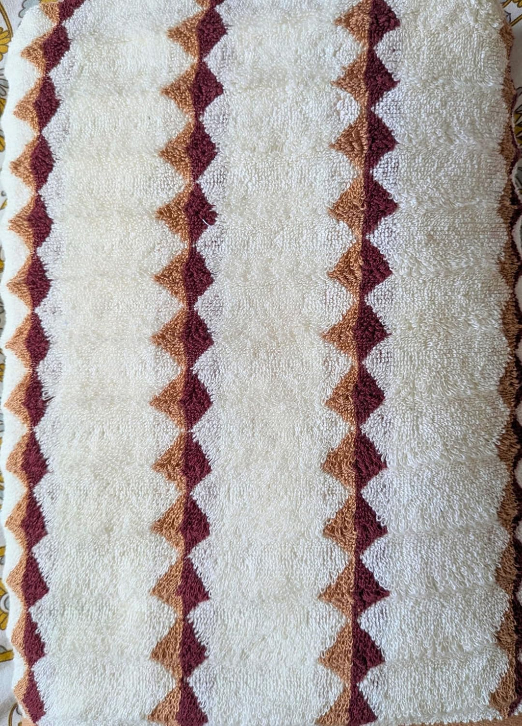 Bath Large Size, 485 GSM Quick Dry Bath Towel, 70 x 140cm Diamond Design Cream, Terry Cotton Bath Towels for Men, Women & Kids, Gym Towel, for Everyday Use