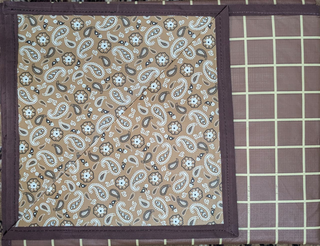 Waterproof Bed Server/Food Mat/Bedsheet Protector/Reversible in 3 Layered Heavy Material Bed Server (36 X 36 Inches)